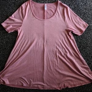 Medium LuLaRoe Perfect T